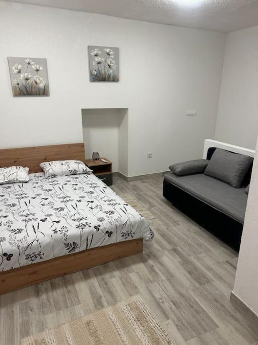Apartman Kastel Kastela Exterior photo